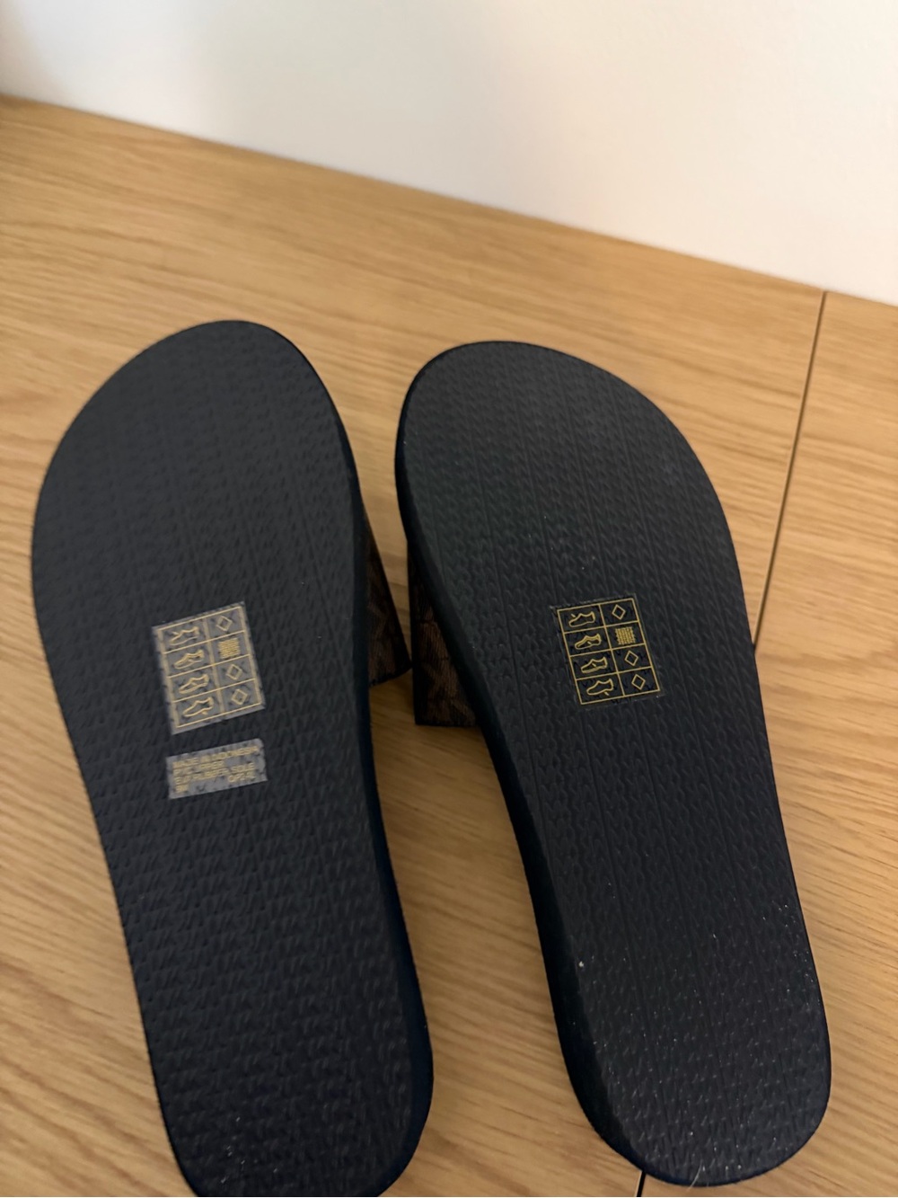 Michael Kors Brown MK Logo Slide Sandals - Picture 3 of 5